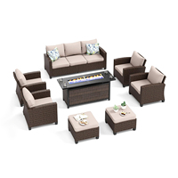 Ensemble de meubles de patio d'extérieur modernes de 8 pièces canapé en rotin et table de cheminée pour les réunions et la relaxation du parc et de la villa de l'hôtel
