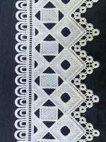 Ruban de dentelle guipure géométrique haut de gamme personnalisé, broderie unie en losanges et ondes, en polyester, pour la décoration de vêtements