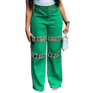 Jeans de Cintura Alta con Cadena y Tachuelas, Estilo Casual para Mujer, Diseño Moderno - Product Image 1