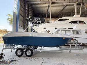 Yate Deportivo de Fibra de Vidrio L620 para 10 Personas, 20 pies, con Doble Motor Fuera de Borda de 150HP, Construcción Soldada, para <span class=keywords><strong>Crucero</strong></span> y Wake Surfing - Product Image 2