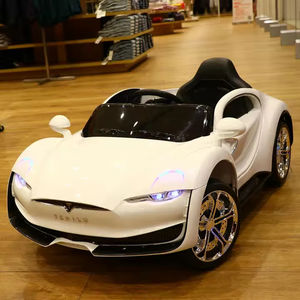 Uzaktan plastik akülü araba ile 12V Unisex çocuk PowerWheels elektrikli Ride-On araba - Product Image 4