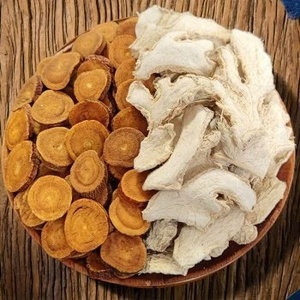 Rodajas <span class=keywords><strong>de</strong></span> Raíz <span class=keywords><strong>de</strong></span> Regaliz Seca Natural, Regaliz Glabra Frito con <span class=keywords><strong>Miel</strong></span>, Hierba Cortada para Té Herbal - Product Image 6