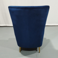 Fauteuil luxe de style moderne et contemporain, pour vip, à dossier haut, en velours vert, avec ailes