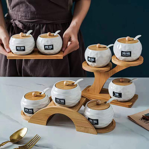 Estante para Especias de Bambú, Estante Arqueado Creativo de 3 Niveles, Almacenamiento de Cocina Multifuncional, Organizador de Especias Portátil - Product Image 1