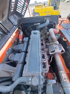 Excavadora Doosan DX300LCA de 30 Toneladas, Usada, con Cucharón Hidráulico para Operaciones en Obras de Construcción - Product Image 4