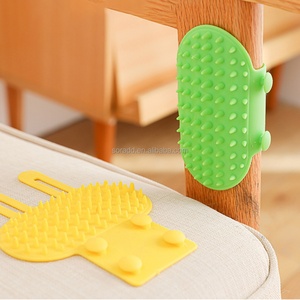 Cepillo de Silicona Sostenible para Mascotas, Herramienta para Rascarse y Aliviar la Picazón para Gatos - Product Image 1