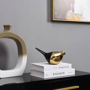 घर की सजावट के टुकड़े के लिए बिजली से गोल्डन चीनी मिट्टी के बरतन पक्षी मूर्ति लक्जरी - Product Image 4