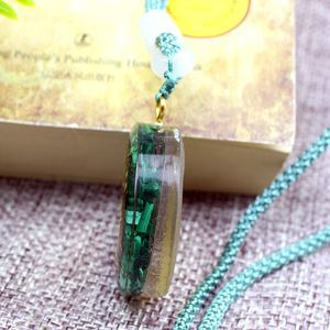 <b>Crystal</b> <b>Chip</b> Resin Pendant Necklace Malachite Geometric Round Bezel Setting Copper Alloy Gift Jewelry - Product Image 3