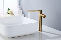 Nouveau design moderne, robinet de lavabo en laiton massif brossé doré, à poser sur le comptoir, anti-corrosion, monocommande, eau chaude et froide