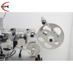 Machine d'étiquetage semi-automatique HZPK de bureau pour surfaces courbes double face, pour bouteilles et boîtes - Product Image 6