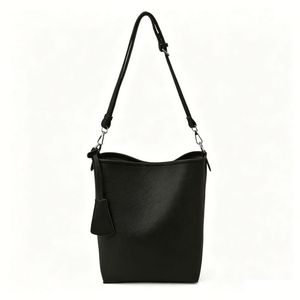 Sac bandoulière grande capacité en cuir véritable pour femme, motif grain de litchi doux, large sangle, antivol, tendance, personnalisable avec logo - Product Image 4