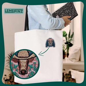 Patch brodé thermocollant personnalisé pour veste en jean de cowboy, pour sacs à dos, vêtements, tissu denim - Product Image 3