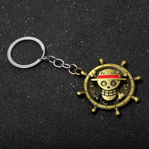 Porte-clés Anime en gros, rotatif, One Piece, pour voiture, en métal, cadeau créatif, en stock - Product Image 3