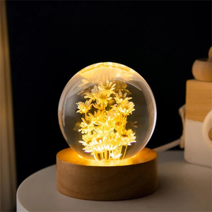 Decorazione per la casa camera lampada a LED Dreamer <span class=keywords><strong>luna</strong></span> pianeta led <span class=keywords><strong>cielo</strong></span> incandescente 3D sfera <span class=keywords><strong>di</strong></span> cristallo luce notturna <span class=keywords><strong>con</strong></span> Base in legno - Product Image 6