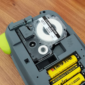 Campione Gratuito: Nastro per Etichette Nero su Bianco SS12KW da 12mm Compatibile con Epson King Jim LW-300 LW-400 LW-600P LW-700 - Product Image 4