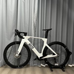 Bicicleta de Carretera Shimanu de 24 Velocidades con Manillar Aerodinámico, Fibra de Carbono, Frenos de Disco Hidráulicos 700c, Estilo <span class=keywords><strong>Ironman</strong></span> - Product Image 1