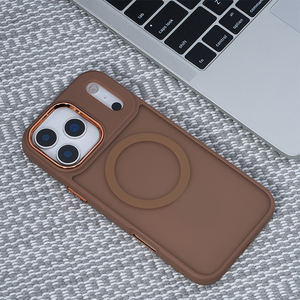 Étui de protection magnétique fin, antichoc et étanche en TPU+PC avec finition mate givrée pour la série 17, compatible avec la recharge sans fil - Product Image 2