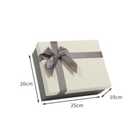 Caja de Regalo de Lujo con Textura Granulada, Cinta Decorativa, Logotipo Personalizado, Impresión a Cuatro Colores, Diseño de Mariposas, Cartón Rígido