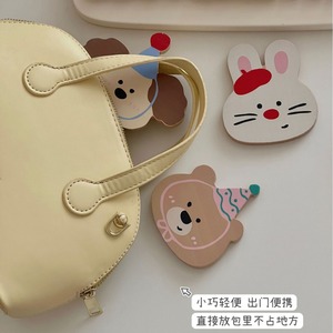 Espejo de Maquillaje de Madera de Haya con Forma de Oso y Conejo de Dibujos Animados, con Asa, Portátil, para Dormitorio de Estudiantes, Hogar y Uso en Exteriores - Product Image 4