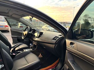 Offerta Speciale: Auto Usata <span class=keywords><strong>Mitsubishi</strong></span> <span class=keywords><strong>Lancer</strong></span> EX 2013 1.8L CVT Comfort <span class=keywords><strong>Sedan</strong></span> Automatica a Benzina per Esportazione - Product Image 6