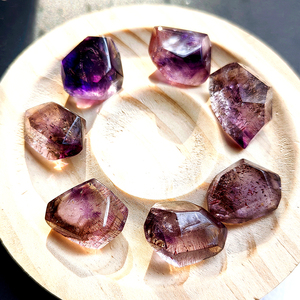 QS Crystal Crafts High Quality Super 7 Crystal Free Form Carved Pendant and Bracelet Feng Shui Gift