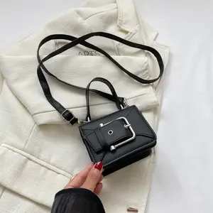 2023 women's bag new stylish personality handbag single shoulder foreign air mouth red envelope simple belt buckle crossbody bag