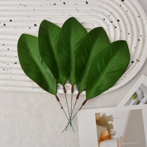 Feuilles de Magnolia Artificielles Flower Delight 30cm-190cm en PVC Souple pour Décoration de Mariage et de Maison, Accessoires pour Arrangements Floraux - Product Image 3