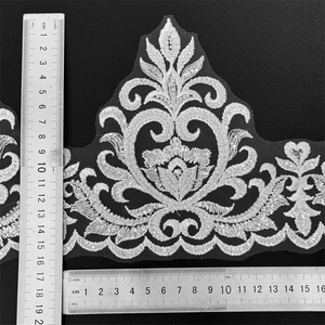 Tinh Tế Hoa Hồng Trắng Hoa Rhinestone <span class=keywords><strong>Sequin</strong></span> Hạt Giống Hạt Ren Đính Lá Mô Hình Đính Cườm Ren <span class=keywords><strong>Trim</strong></span> Cho Váy Cô Dâu - Product Image 6