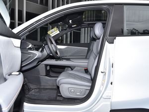 Deepal S05 2026 Véhicule Électrique Pur Nouvelle Énergie Longue Autonomie 620 Km 2026 Bleu Foncé Futures Courts Voiture Chinoise Neuve Populaire - Product Image 6