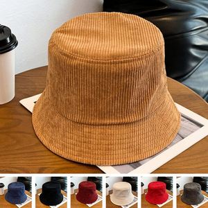 Chapeau Bob Homme en Velours Côtelé Personnalisé avec Logo Brodé, Petites Séries, Automne et Hiver, Chaud et Polyvalent - Product Image 3