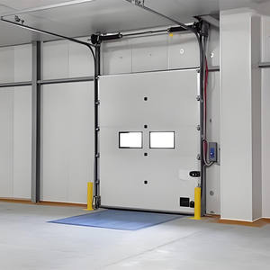 Porte de garage sectionnelle industrielle électrique à levage vertical avec fenêtre de visualisation pour entrepôts frigorifiques et zones de chargement - Product Image 3