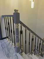 Colonnes en alliage d'aluminium pour garde-corps intérieurs, rampes d'escalier et balcons de villas modernes - Résistantes à l'eau Or/Noir