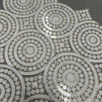 Tuiles de mosaïque rondes en verre blanc à poudre sèche de conception moderne en gros