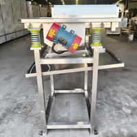 Automatische geïntegreerde vibrerende ontwaterings- en ontvettingsmachine met blazers voor groenten, fruit en gefrituurd voedsel