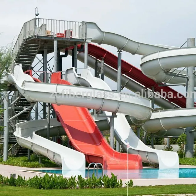 As melhores atrações do parque de água aquapark comercial