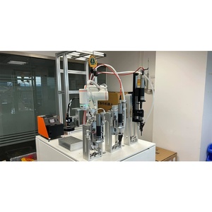 สำหรับหุ่นยนต์ร่วมปฏิบัติงาน FR5 5 กก. |   6-แกน |   ดีไซน์กะทัดรัด |   มาตรฐาน IP54/IP65 |   ความแม่นยำในการทำซ้ำได้ 0.02 มม. |   ง่าย |   ROI รวดเร็ว - Product Image 1