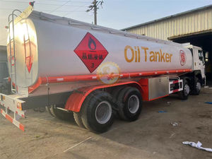 Tanque de Combustible KATE HOWO NX371 4*8 Sinotruk 371hp 10000-45000 Litros, Tanque de Gasolina, Camión Cisterna de Transporte de Energía, Tanque de Petróleo HOWO 371 - Product Image 5
