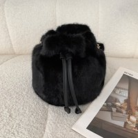 Sac seau en fourrure de vison naturelle pour femmes, sac à main de luxe en fourrure véritable, pochette de soirée douce et moelleuse