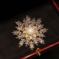 Broche unisexe en cuivre plaqué avec motif flocon de neige en pierre naturelle - Accessoires vestimentaires en gros, cadeau