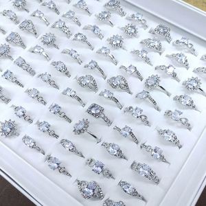 Bagues en argent micro-incrustées de zircon pour femmes, style coréen populaire, avec pierres précieuses et strass, lot mixte de bijoux - Product Image 1