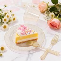Ensemble de vaisselle jetable en plastique pailleté or de 150 pièces comprenant 50 assiettes à dessert pailletées, 50 fourchettes, 25 gobelets pour fête