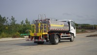 Camion-citerne à eau Isuzu 5 mètres cubes en promotion, citerne à eau de 5000 L pour l'assainissement municipal