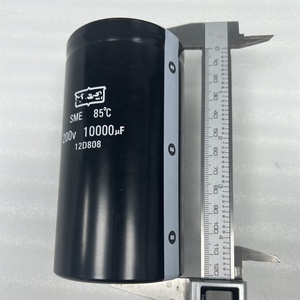 Condensador Electrolítico de Aluminio Radial con Orificio Pasante 3300μF <span class=keywords><strong>50V</strong></span> CC 18*35mm, Condensador de Filtro de Bajo Voltaje para Almacenamiento de Energía en Stock - Product Image 3