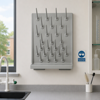 Séchoir de laboratoire moderne en PP avec crochets réglables et plateau de drainage pour hôpitaux, ateliers, écoles et entrepôts