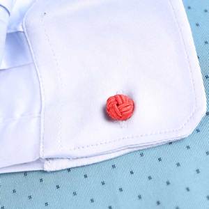 プレーンレッドフラワーシルクノットカフスボタン 多用途カフスボタン 男性、女性、子供、パーティー、結婚式、婚約、記念日に最適 - Product Image 3