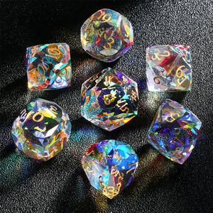 Juego de dados de cristal facetado grabado al por mayor, estilo <span class=keywords><strong>D</strong></span>&<span class=keywords><strong>D</strong></span>, adecuado para los dados utilizados en el juego de mesa Dungeons & Dragons - Product Image 1