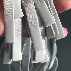 Cordón de poliéster trenzado 100% con punta metálica para sudaderas, pantalones y zapatos - Product Image 1