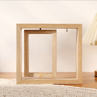 Cadre photo en bois massif fait à la main avec mini lampe suspendue, cadre photo de bureau personnalisable pour la décoration de la maison, OEM ODM bienvenus
