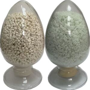 เม็ดพลาสติกผสม PC/ABS สำหรับฉีดขึ้นรูป ได้รับการรับรองมาตรฐาน ROHS บรรจุภัณฑ์ 25 กก./ถุง มีความเสถียรทางมิติสูง ไหลง่าย ทนทานสูง - Product Image 1