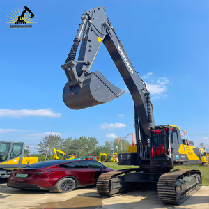 Excavatrice d'occasion Volvo EC480 EC480D EC480DL élégante et performante pour la démolition et le recyclage dans les zones industrielles - Product Image 1